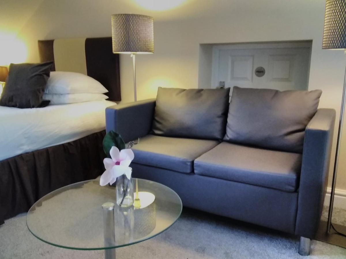 Windermere Studio Rooms - With Free Car Parking Onsite Extérieur photo