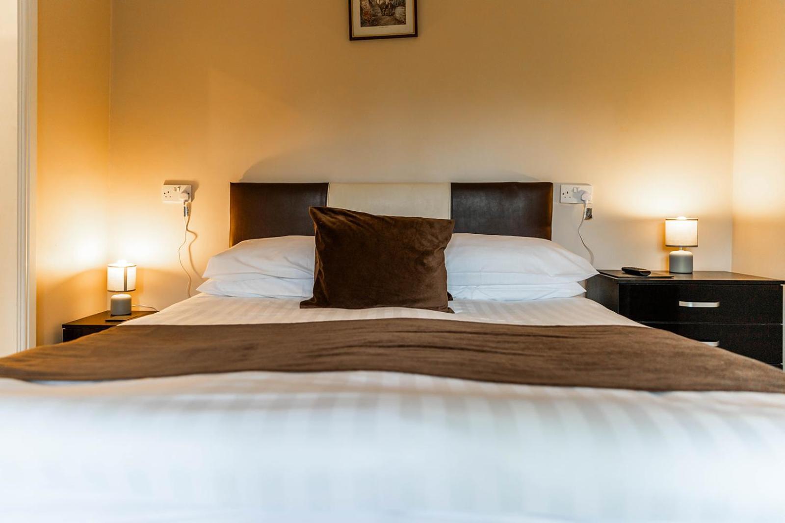 Windermere Studio Rooms - With Free Car Parking Onsite Extérieur photo