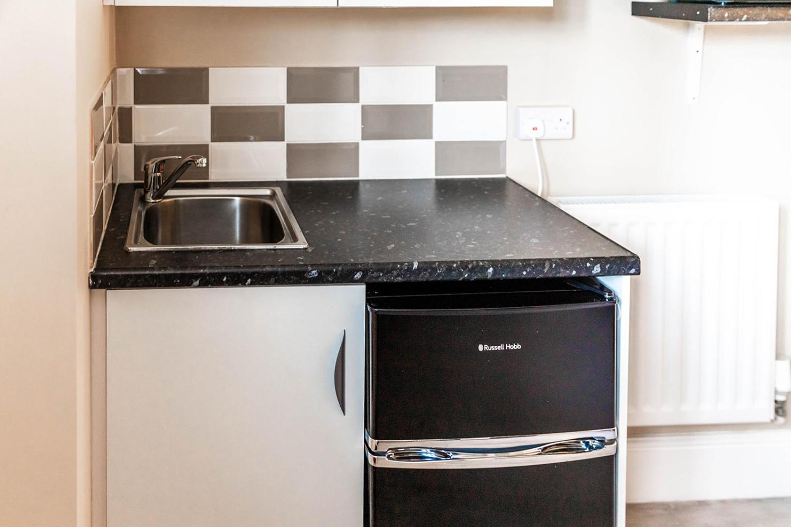 Windermere Studio Rooms - With Free Car Parking Onsite Extérieur photo