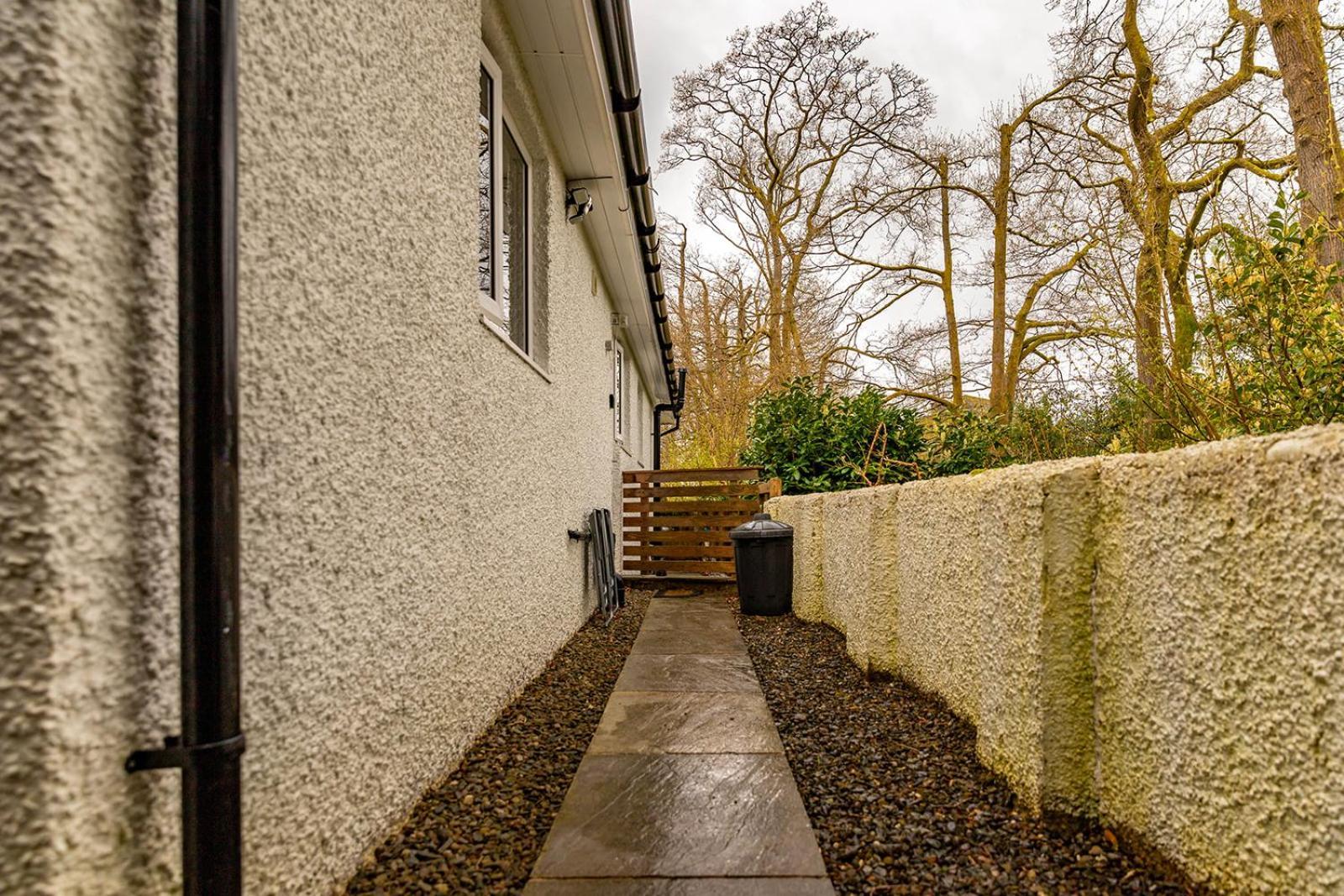 Windermere Studio Rooms - With Free Car Parking Onsite Extérieur photo